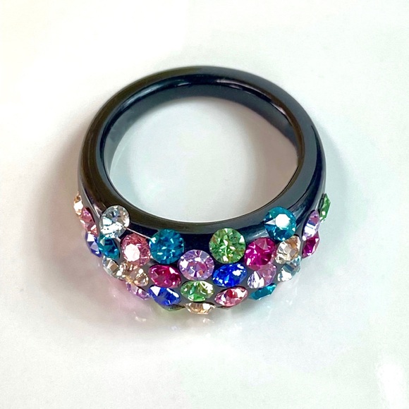 Black Acrylic Ring With Multicoloured Swarovski Crystal Stones • Handmade Ring - Picture 7 of 12